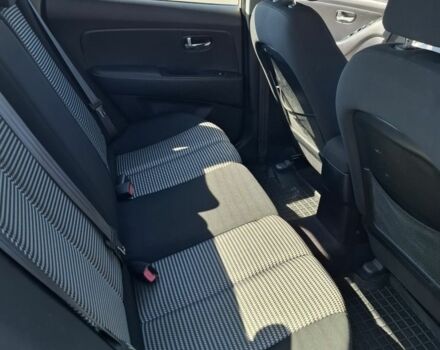 Бежевый Хендай Элантра, объемом двигателя 1.6 л и пробегом 154 тыс. км за 5900 $, фото 6 на Automoto.ua