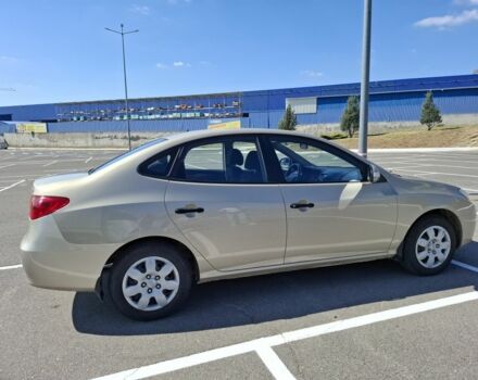 Бежевый Хендай Элантра, объемом двигателя 1.6 л и пробегом 154 тыс. км за 5900 $, фото 4 на Automoto.ua