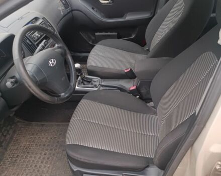 Бежевий Хендай Елантра, об'ємом двигуна 1.6 л та пробігом 142 тис. км за 6900 $, фото 6 на Automoto.ua