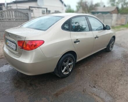 Бежевий Хендай Елантра, об'ємом двигуна 1.6 л та пробігом 142 тис. км за 6900 $, фото 2 на Automoto.ua