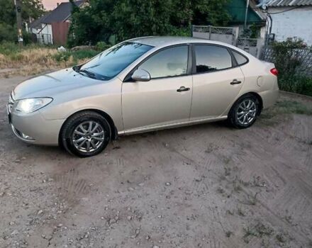 Бежевий Хендай Елантра, об'ємом двигуна 1.59 л та пробігом 220 тис. км за 6500 $, фото 5 на Automoto.ua