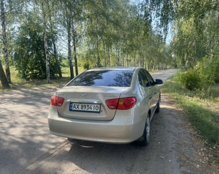 Бежевый Хендай Элантра, объемом двигателя 1.59 л и пробегом 166 тыс. км за 6300 $, фото 2 на Automoto.ua