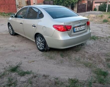 Бежевий Хендай Елантра, об'ємом двигуна 1.59 л та пробігом 220 тис. км за 6500 $, фото 3 на Automoto.ua