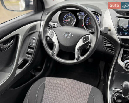 Бежевий Хендай Елантра, об'ємом двигуна 1.6 л та пробігом 185 тис. км за 9850 $, фото 21 на Automoto.ua