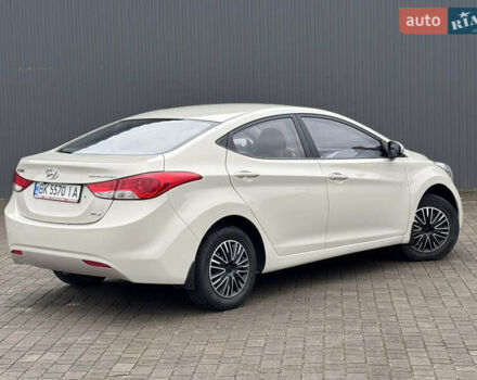 Бежевий Хендай Елантра, об'ємом двигуна 1.6 л та пробігом 185 тис. км за 9850 $, фото 14 на Automoto.ua