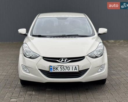 Бежевий Хендай Елантра, об'ємом двигуна 1.6 л та пробігом 185 тис. км за 9850 $, фото 3 на Automoto.ua