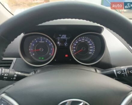 Хендай Элантра 2011 в Киеве на Automoto.ua Бежевый Хендай Элантра, объемом двигателя 1.8 л и пробегом 199 тыс. км за 7200 $, фото 2 на Automoto.ua