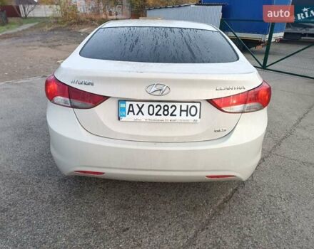 Хендай Элантра 2011 в Киеве на Automoto.ua Бежевый Хендай Элантра, объемом двигателя 1.8 л и пробегом 199 тыс. км за 7200 $, фото 9 на Automoto.ua