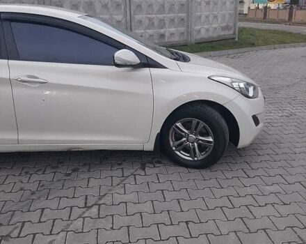 Бежевий Хендай Елантра, об'ємом двигуна 1.59 л та пробігом 137 тис. км за 8400 $, фото 8 на Automoto.ua