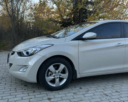 Бежевий Хендай Елантра, об'ємом двигуна 1.8 л та пробігом 15 тис. км за 10000 $, фото 9 на Automoto.ua