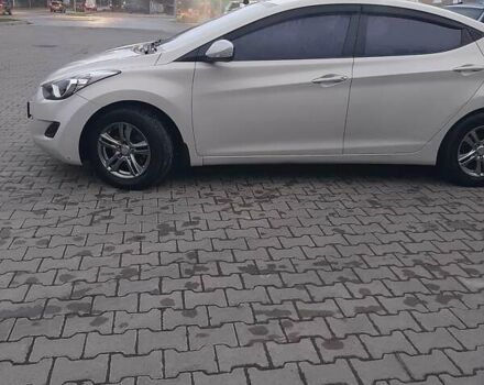 Бежевий Хендай Елантра, об'ємом двигуна 1.59 л та пробігом 137 тис. км за 8400 $, фото 5 на Automoto.ua