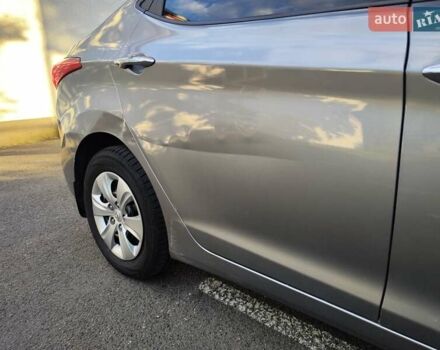 Бежевый Хендай Элантра, объемом двигателя 1.59 л и пробегом 233 тыс. км за 7500 $, фото 26 на Automoto.ua