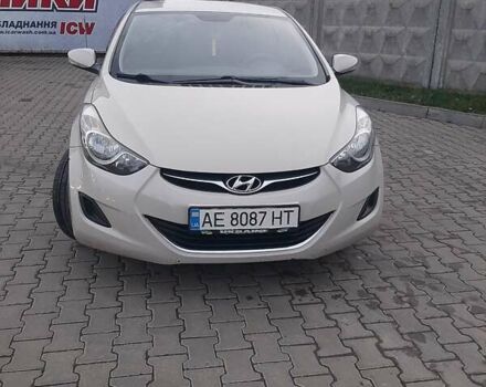 Бежевий Хендай Елантра, об'ємом двигуна 1.59 л та пробігом 137 тис. км за 8400 $, фото 12 на Automoto.ua