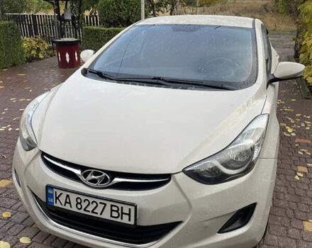 Хендай Элантра 2013 в Голованевске на Automoto.ua Бежевый Хендай Элантра, объемом двигателя 1.6 л и пробегом 130 тыс. км за 9900 $, фото 3 на Automoto.ua