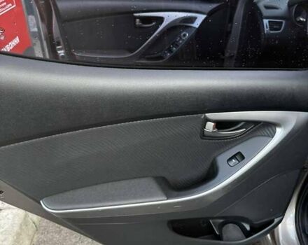 Бежевий Хендай Елантра, об'ємом двигуна 1.8 л та пробігом 163 тис. км за 9500 $, фото 17 на Automoto.ua