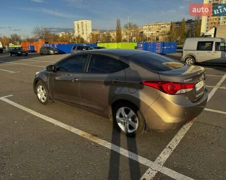 Бежевий Хендай Елантра, об'ємом двигуна 1.8 л та пробігом 163 тис. км за 9500 $, фото 4 на Automoto.ua