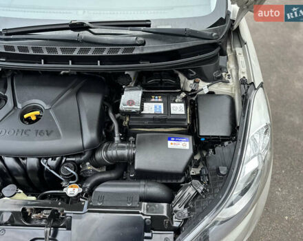Бежевий Хендай Елантра, об'ємом двигуна 1.8 л та пробігом 154 тис. км за 9750 $, фото 37 на Automoto.ua