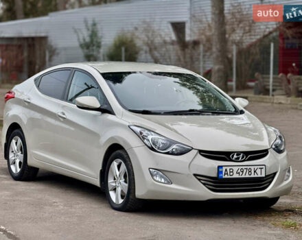 Бежевий Хендай Елантра, об'ємом двигуна 1.8 л та пробігом 154 тис. км за 9750 $, фото 10 на Automoto.ua