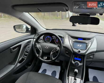 Бежевий Хендай Елантра, об'ємом двигуна 1.8 л та пробігом 154 тис. км за 9750 $, фото 21 на Automoto.ua