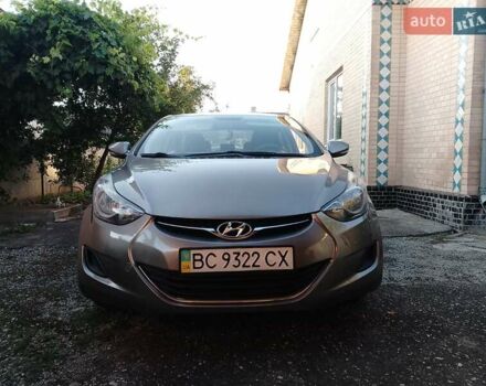 Бежевий Хендай Елантра, об'ємом двигуна 1.59 л та пробігом 178 тис. км за 8200 $, фото 6 на Automoto.ua