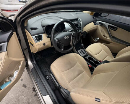 Бежевый Хендай Элантра, объемом двигателя 1.8 л и пробегом 220 тыс. км за 9100 $, фото 8 на Automoto.ua
