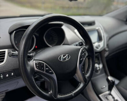 Бежевий Хендай Елантра, об'ємом двигуна 1.8 л та пробігом 154 тис. км за 9750 $, фото 16 на Automoto.ua