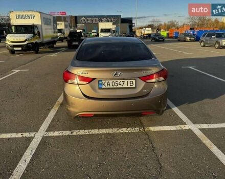 Бежевий Хендай Елантра, об'ємом двигуна 1.8 л та пробігом 163 тис. км за 9500 $, фото 5 на Automoto.ua