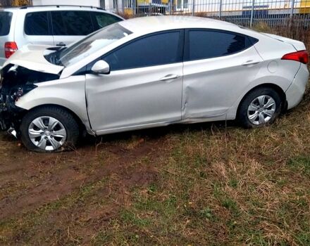 Бежевый Хендай Элантра, объемом двигателя 1.6 л и пробегом 116 тыс. км за 3300 $, фото 1 на Automoto.ua