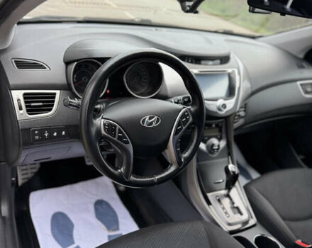 Бежевий Хендай Елантра, об'ємом двигуна 1.8 л та пробігом 154 тис. км за 9750 $, фото 14 на Automoto.ua
