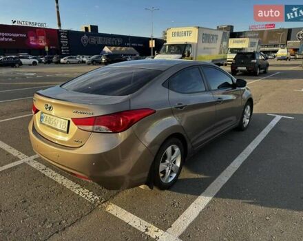 Бежевий Хендай Елантра, об'ємом двигуна 1.8 л та пробігом 163 тис. км за 9500 $, фото 6 на Automoto.ua