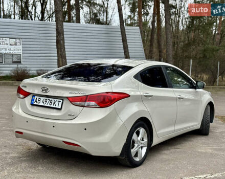 Бежевий Хендай Елантра, об'ємом двигуна 1.8 л та пробігом 154 тис. км за 9750 $, фото 1 на Automoto.ua