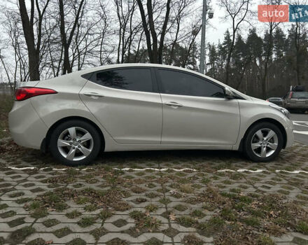 Бежевий Хендай Елантра, об'ємом двигуна 1.8 л та пробігом 131 тис. км за 9900 $, фото 7 на Automoto.ua