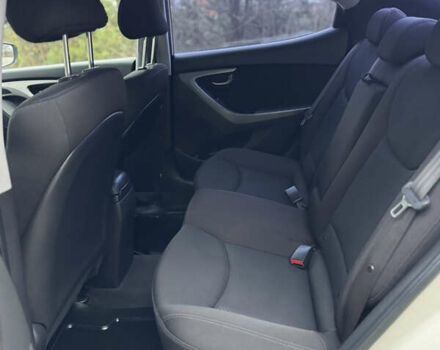 Бежевий Хендай Елантра, об'ємом двигуна 1.8 л та пробігом 154 тис. км за 9750 $, фото 19 на Automoto.ua