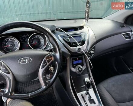 Бежевий Хендай Елантра, об'ємом двигуна 1.8 л та пробігом 163 тис. км за 9500 $, фото 8 на Automoto.ua