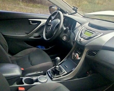 Бежевый Хендай Элантра, объемом двигателя 1.6 л и пробегом 116 тыс. км за 3300 $, фото 4 на Automoto.ua