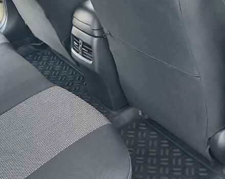 Бежевий Хендай Елантра, об'ємом двигуна 1.6 л та пробігом 68 тис. км за 256 $, фото 18 на Automoto.ua