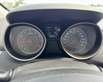 Бежевий Хендай Елантра, об'ємом двигуна 1.6 л та пробігом 87 тис. км за 7700 $, фото 7 на Automoto.ua
