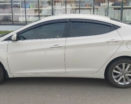 Бежевий Хендай Елантра, об'ємом двигуна 1.6 л та пробігом 68 тис. км за 256 $, фото 5 на Automoto.ua