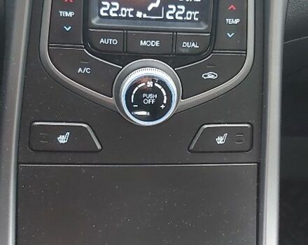 Бежевий Хендай Елантра, об'ємом двигуна 1.6 л та пробігом 68 тис. км за 256 $, фото 12 на Automoto.ua