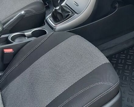 Бежевий Хендай Елантра, об'ємом двигуна 1.6 л та пробігом 68 тис. км за 256 $, фото 17 на Automoto.ua