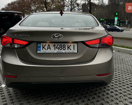 Бежевый Хендай Элантра, объемом двигателя 1.8 л и пробегом 115 тыс. км за 9600 $, фото 7 на Automoto.ua