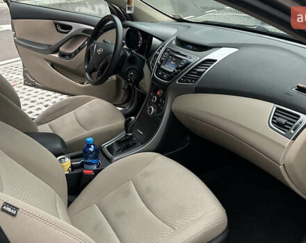 Бежевый Хендай Элантра, объемом двигателя 1.8 л и пробегом 115 тыс. км за 9600 $, фото 13 на Automoto.ua