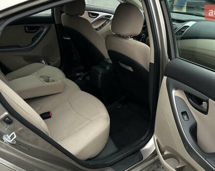 Бежевый Хендай Элантра, объемом двигателя 1.8 л и пробегом 115 тыс. км за 9600 $, фото 14 на Automoto.ua
