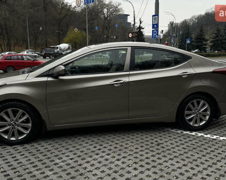 Бежевый Хендай Элантра, объемом двигателя 1.8 л и пробегом 115 тыс. км за 9600 $, фото 5 на Automoto.ua