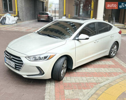 Бежевый Хендай Элантра, объемом двигателя 2 л и пробегом 127 тыс. км за 11800 $, фото 6 на Automoto.ua