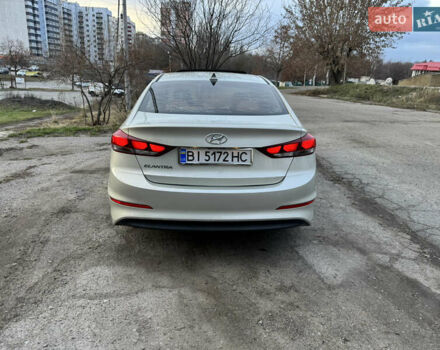 Бежевый Хендай Элантра, объемом двигателя 2 л и пробегом 78 тыс. км за 12500 $, фото 4 на Automoto.ua