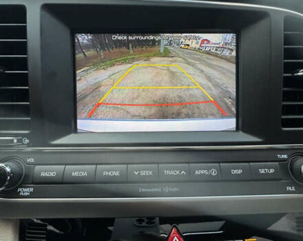 Бежевый Хендай Элантра, объемом двигателя 2 л и пробегом 78 тыс. км за 12500 $, фото 10 на Automoto.ua