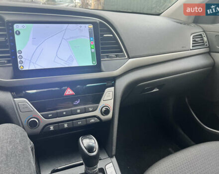 Бежевый Хендай Элантра, объемом двигателя 1.59 л и пробегом 94 тыс. км за 14950 $, фото 11 на Automoto.ua