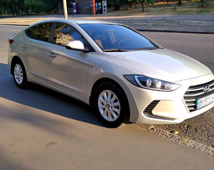 Бежевый Хендай Элантра, объемом двигателя 1.6 л и пробегом 0 тыс. км за 13500 $, фото 3 на Automoto.ua