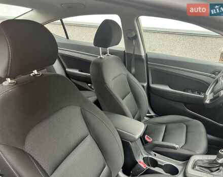 Бежевый Хендай Элантра, объемом двигателя 1.59 л и пробегом 94 тыс. км за 14950 $, фото 8 на Automoto.ua